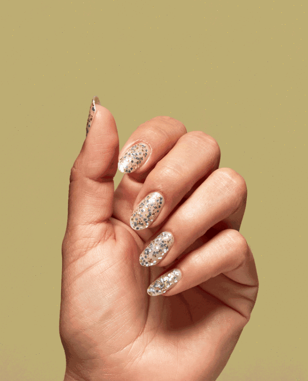 Pop the Baubles Nail Lacquer - Image 3